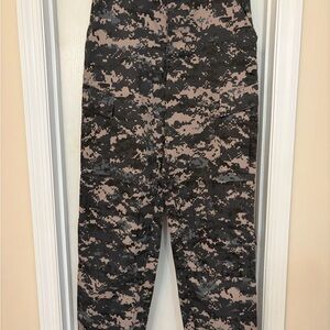 Propper Digital Camo Pant 30x33 - 8-Pockets Tactical Pant Reinforced Knee